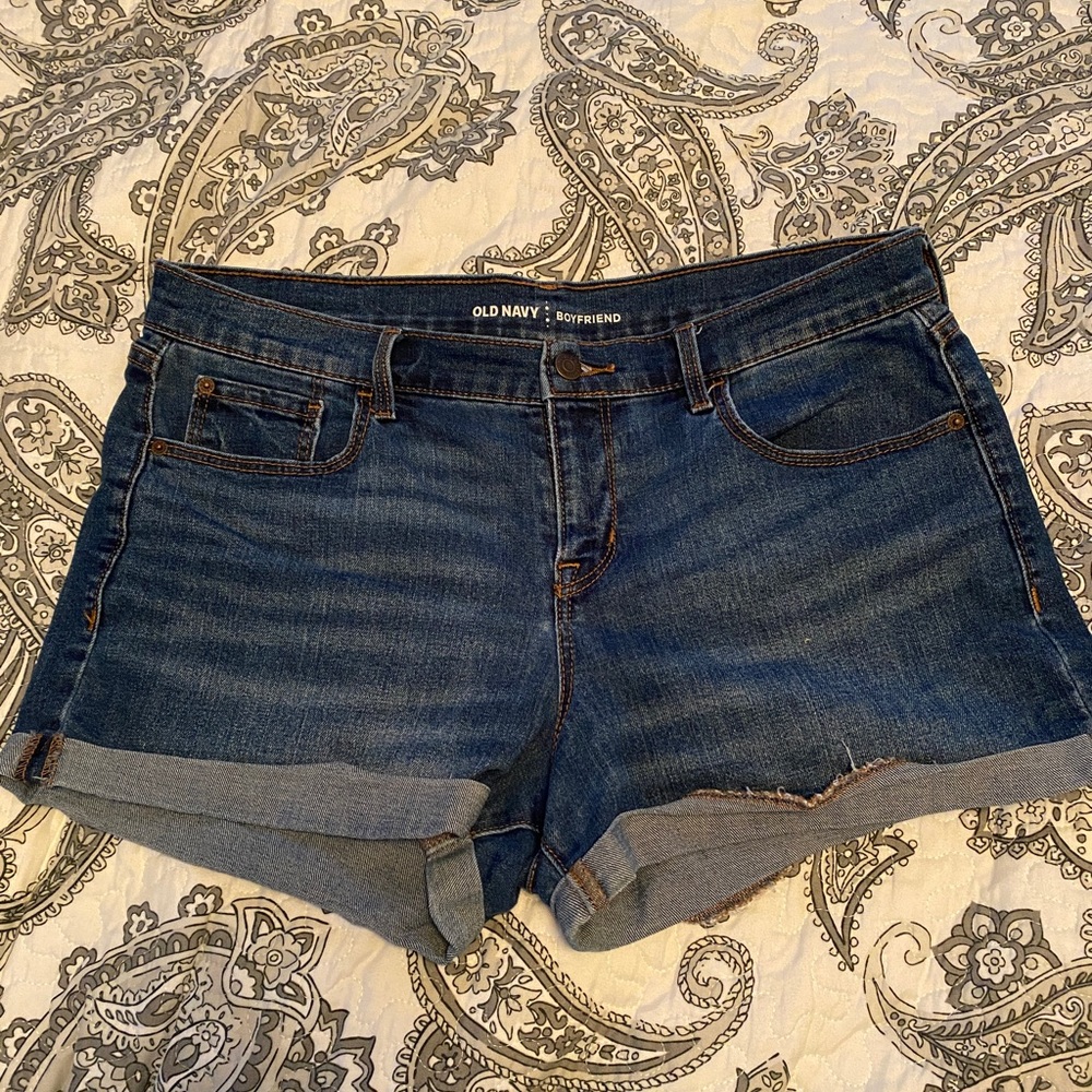 Old Navy Boyfriend denim shorts size 12